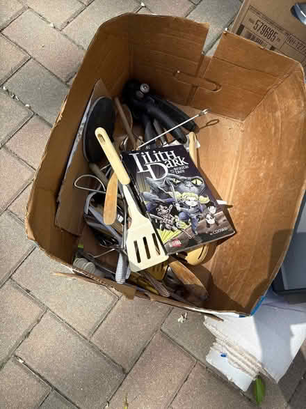 Photo of free Curb alert: kitchen stuff and more (Croton-on-Hudson) #3