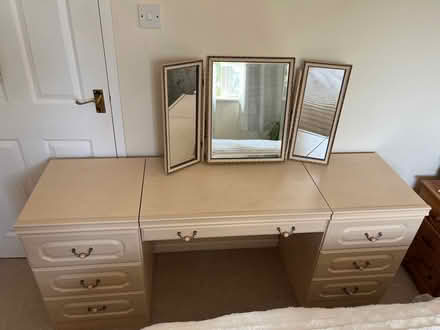Photo of free Dressing table with mirror (Bradford on Avon BA15) #1