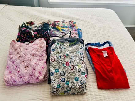 Photo of free Scrub tops, body scrub & pill org (Boulder Ridge Apartments) #2
