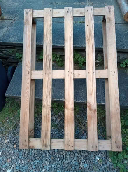 Photo of free 2 pallets (Lawnswood, Leeds LS16) #2
