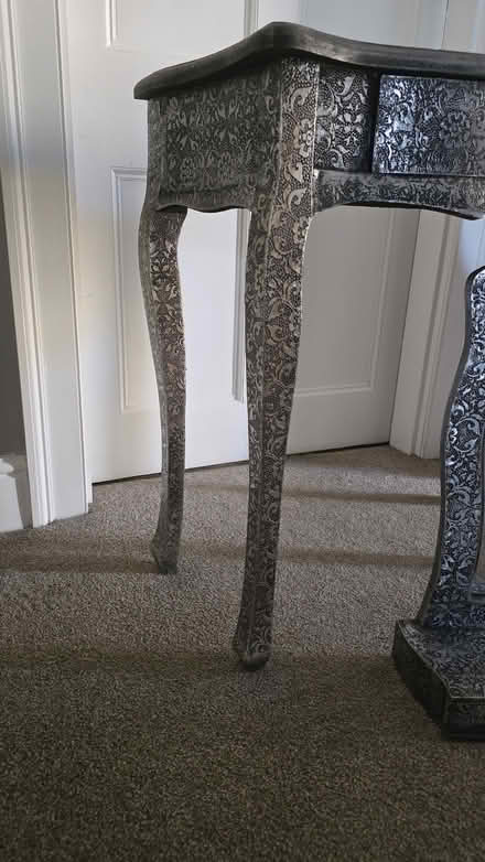 Photo of free Dressing table (Bath) #4