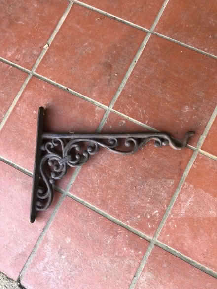 Photo of free Small metal hanging basket bracket (Bodicote OX15) #1