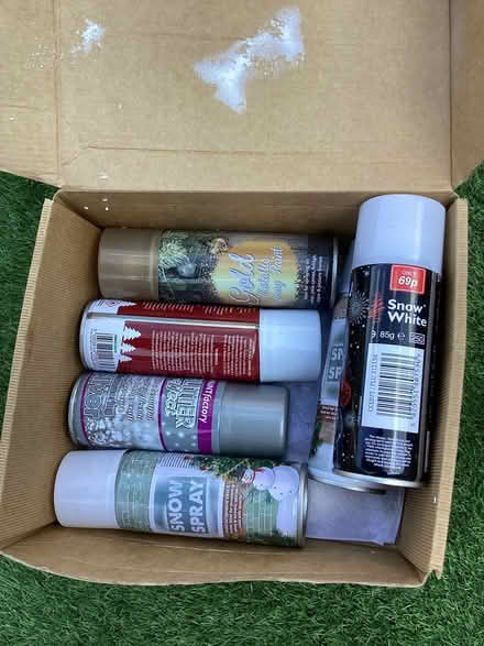 Photo of free Mixed Spray Tins (Stoneham SO50) #1