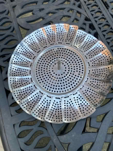 Photo of free Vegetable steamer (St Mark's GL51) #1