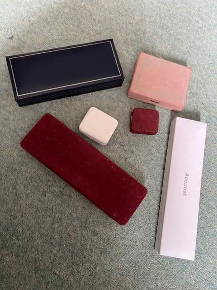 Photo of free Mixed jewellery boxes (Shefford) #1