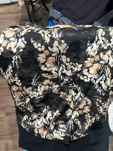 Photo of free Satin (07003) #1