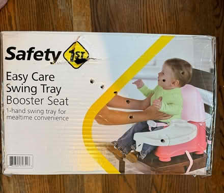 Photo of free Booster seat (Odenton) #3