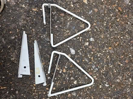 Photo of free shelf brackets & upright holders (Aveley RM15) #1