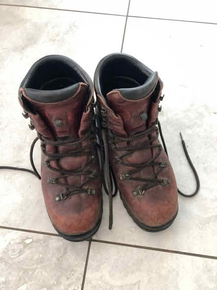 Photo of free Scarpa women’s walking boots 4 seasons. Leather. Size 40 (Bear Flat) #3