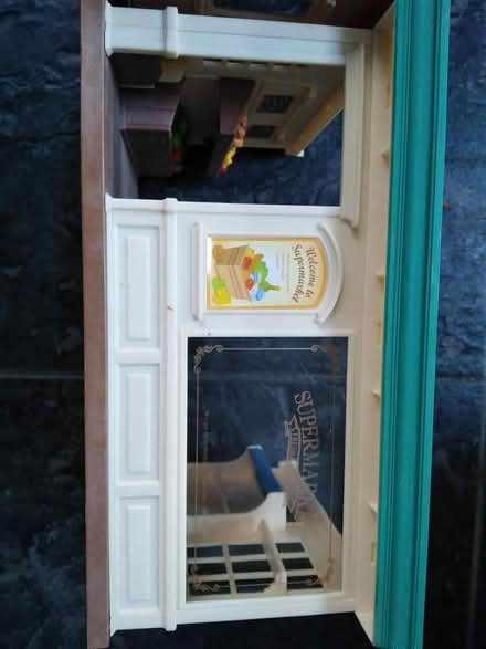 Photo of free 2 Sylvanian buildings (Newbridge BA1) #2