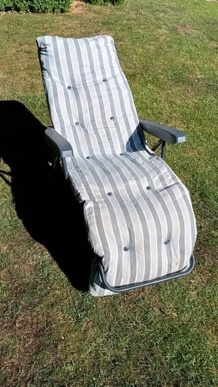 Photo of free Sun lounger (Cheltenham) #2