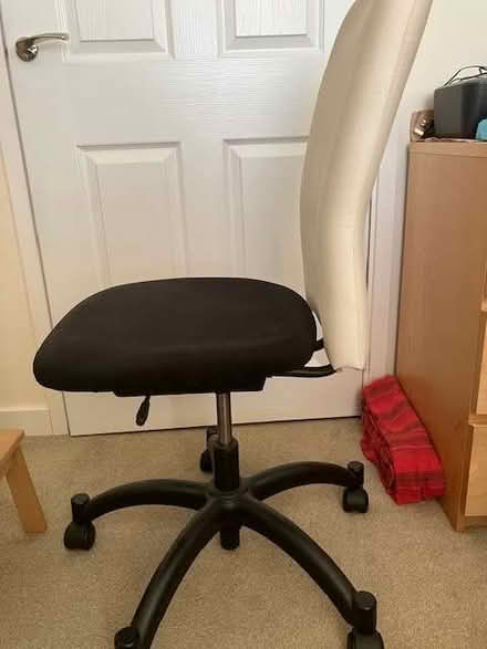Photo of free Swivel desk chair (Norfolk Park S2) #2