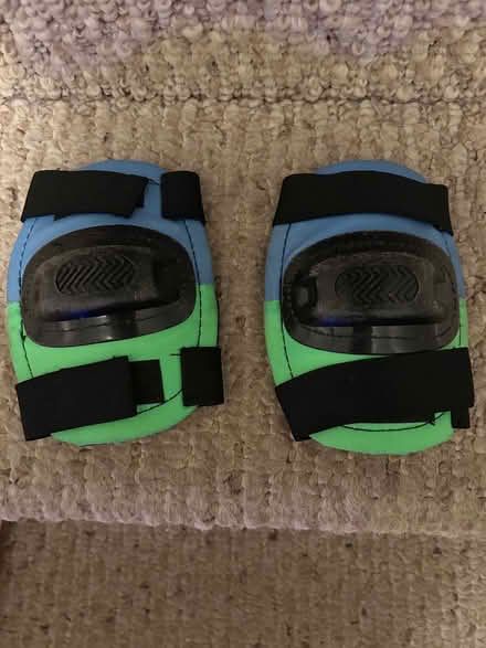 Photo of free Kids elbow pads (L5L 5P5) #1