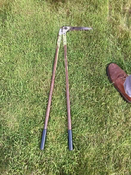 Photo of free Lawn Edger (GU14) #1