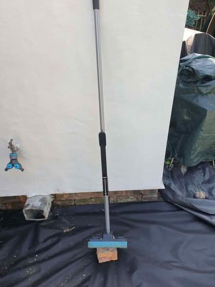 Photo of free Sponge mop (Huntley GL19) #2