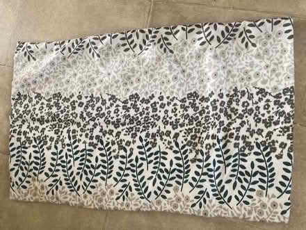 Photo of free Duvet cover, 2 x pillow cases and fitted bottom sheet. (Pooley Green TW20) #1