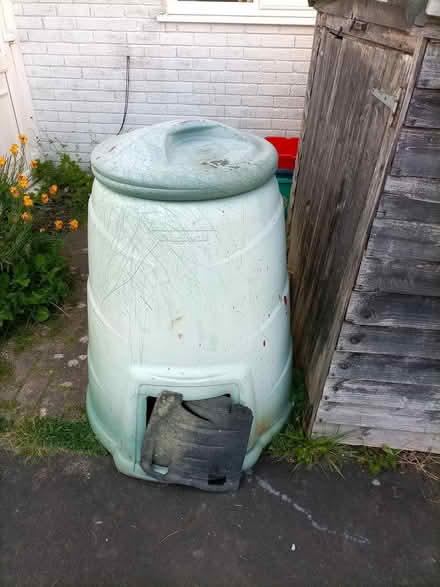 Photo of free Large plastic compost bin (Rhayader LD6) #2