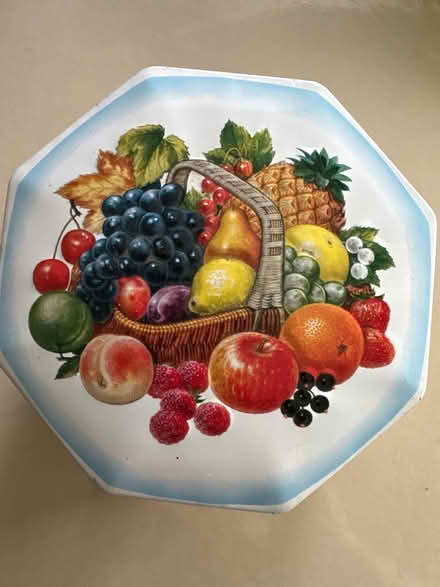 Photo of free Small vintage tin from Caldor (Ossining) #1