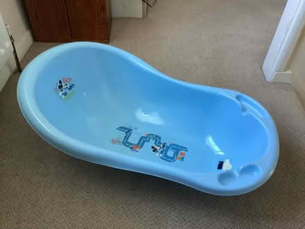 Photo of free Baby bathtub (Mealsgate CA7) #1