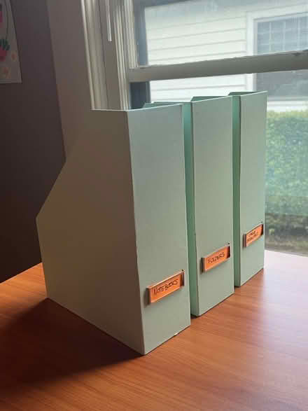 Photo of free Magazine holder (set of 3) blue (Sellwood / Moreland) #1
