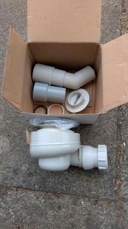 Photo of free 50mm fast flow shower waste (Hitchin SG4) #2