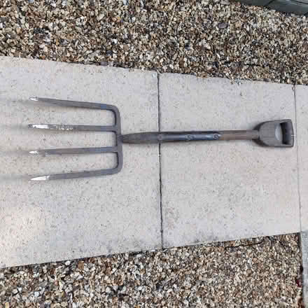 Photo of free Garden fork (Chineham RG24) #1