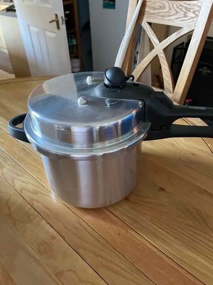 Photo of free Pressure Cooker (Linden GL1) #1