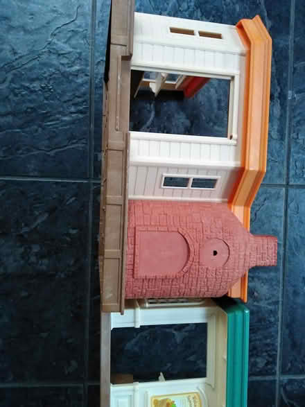 Photo of free 2 Sylvanian buildings (Newbridge BA1) #1