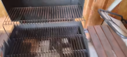 Photo of free Gas grill (Hyde Park, near McDonalds) #2