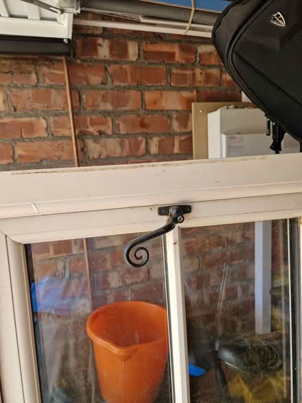Photo of free Window complete (Sk8 5nd) #4