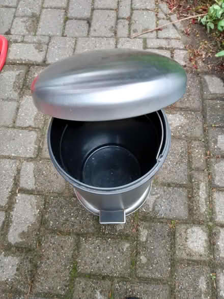 Photo of free Garbage Can with foot lid raiser (Near Baseline Rd. & Clyde Ave.) #2