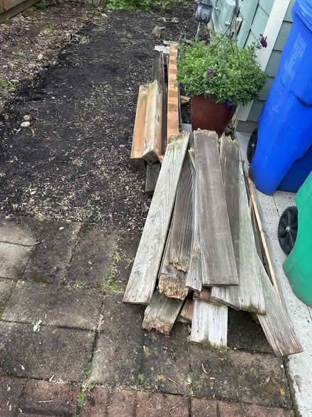 Photo of free old fence boards (NE Portland) #2