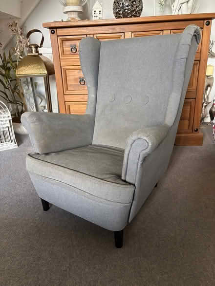 Photo of free 2 childresns chairs (Clevedon BS21) #2