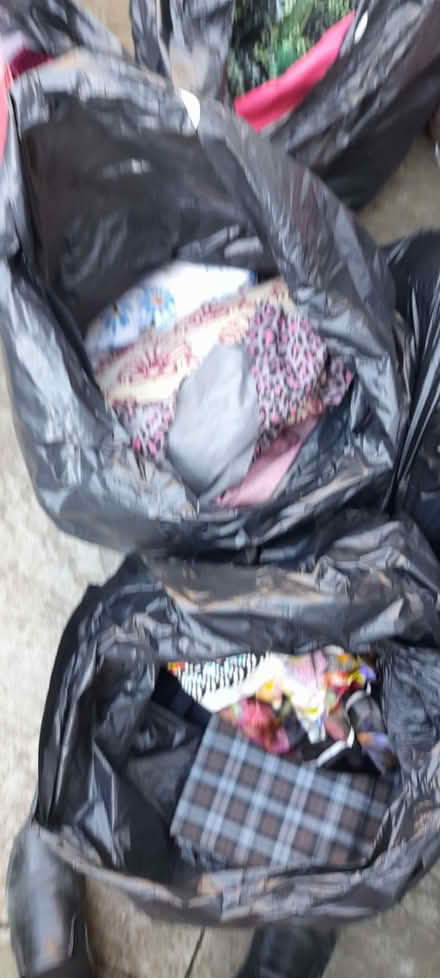 Photo of free Bags of mixed material. (Welling DA16) #4