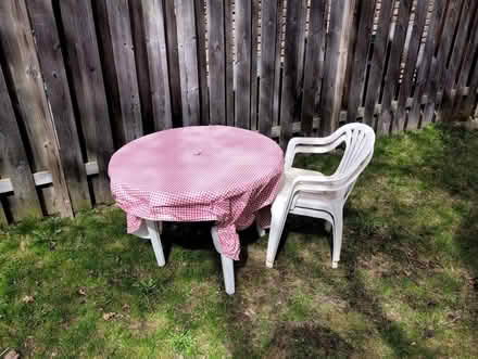 Photo of free Plastic garden furniture (Mississauga Erin Mills) #1