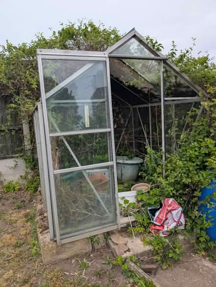 Photo of free Glass green house (Oakwood derby) #1