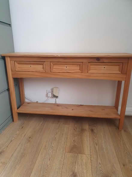 Photo of free Console table (SW16 norbury) #1