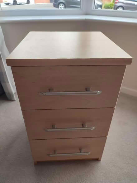 Photo of free Bedside drawer unit (Dunchurch CV22) #1