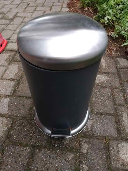 Photo of free Garbage Can with foot lid raiser (Near Baseline Rd. & Clyde Ave.) #1