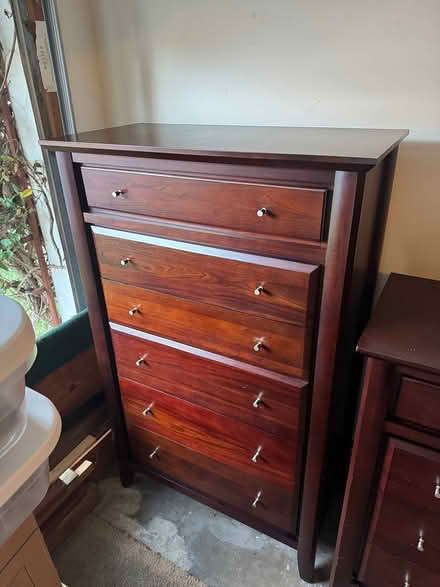 Photo of free Queen bedroom set (West Torrance) #3