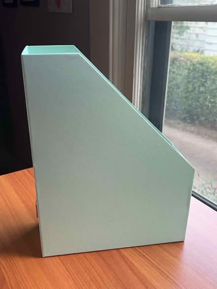 Photo of free Magazine holder (set of 3) blue (Sellwood / Moreland) #3