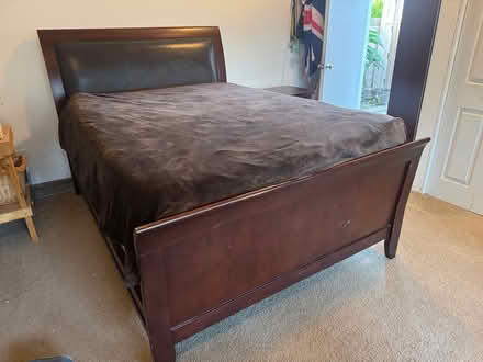 Photo of free Queen bedroom set (West Torrance) #1