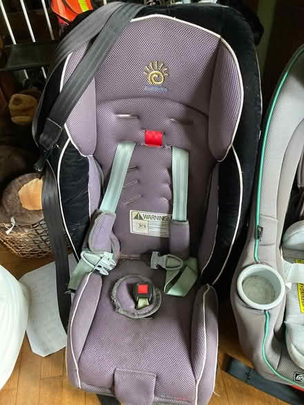 Photo of free Sunshine Kids car seat (Spring Hill, Somerville) #1