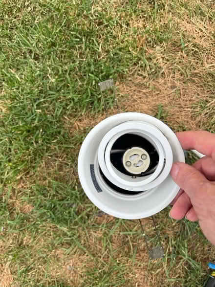 Photo of free Spot light fitting (Hitchin Herts) #2