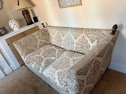 Photo of free Two seater knollStyle sofa (Tn48ut) #1