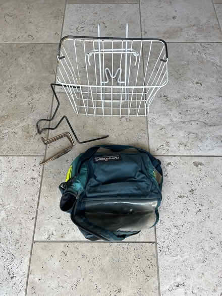 Photo of free Various bike accessories (Dutton PR3) #1