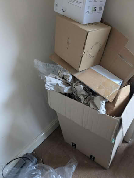 Photo of free Packaging materials & boxes (S7 Nether Edge) #1