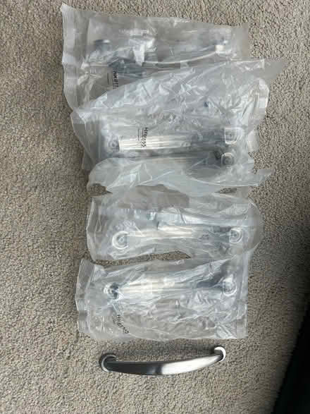 Photo of free Door/cupboard handles (Harpenden AL5) #3
