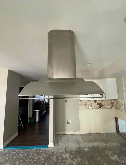 Photo of free Stove Hood (Agoura Hills) #4