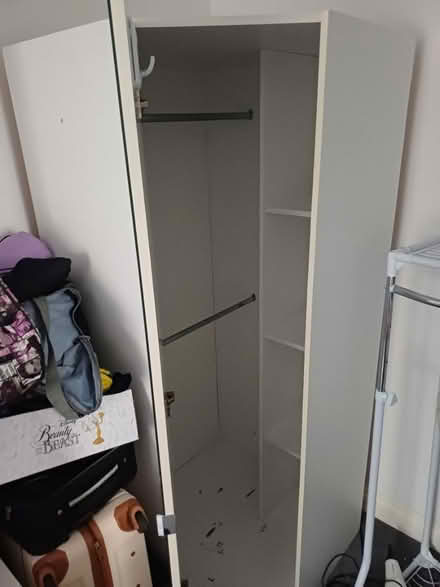 Photo of free Corner mirrored wardrobe (Portsmouth) #4